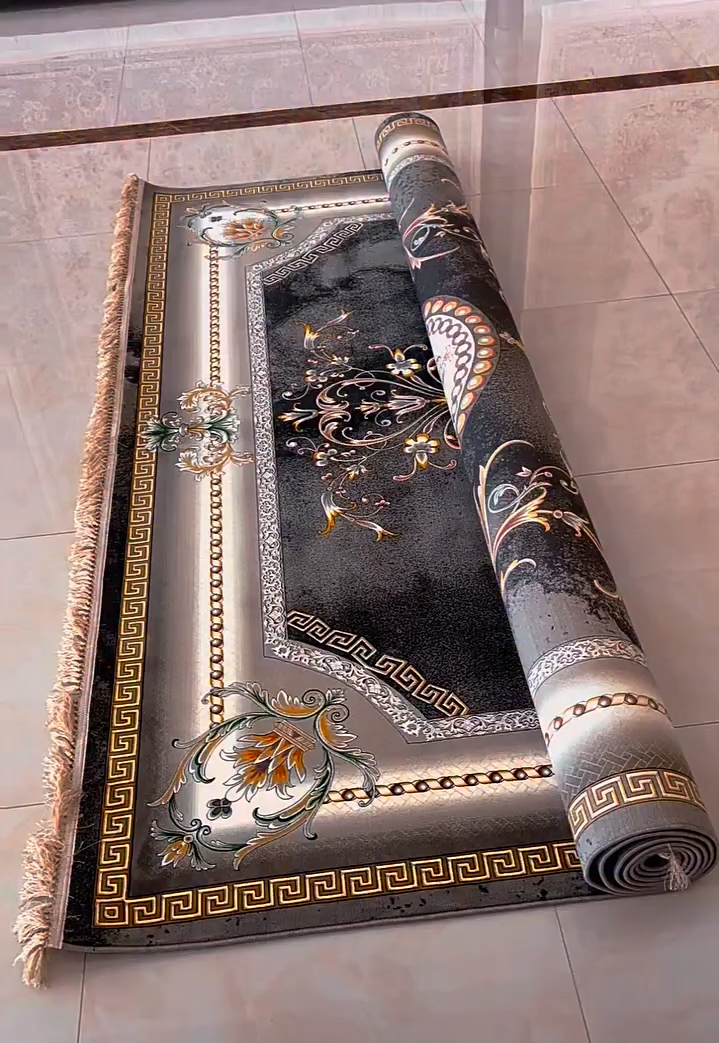 Majestic Noir Medallion Carpet