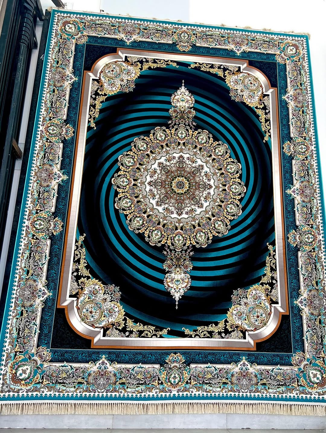 Persian Carpet – Farsh Majlesi Edition